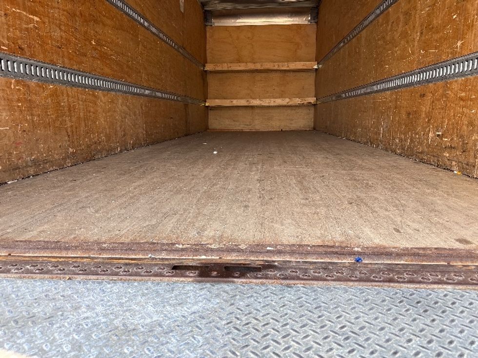 Medium Duty Box Truck-Light and Medium Duty Trucks-International-2020-MV607-Perrysburg-OH-138,921\n\t\tmiles-$ 51,000 - Image 10