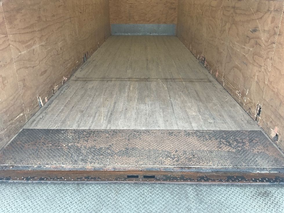 Medium Duty Box Truck-Light and Medium Duty Trucks-International-2020-MV607-Perrysburg-OH-272,233\n\t\tmiles-$ 31,750 - Image 10