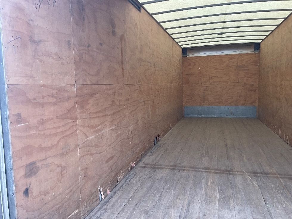 Medium Duty Box Truck-Light and Medium Duty Trucks-International-2020-MV607-Perrysburg-OH-272,233\n\t\tmiles-$ 31,750 - Image 11