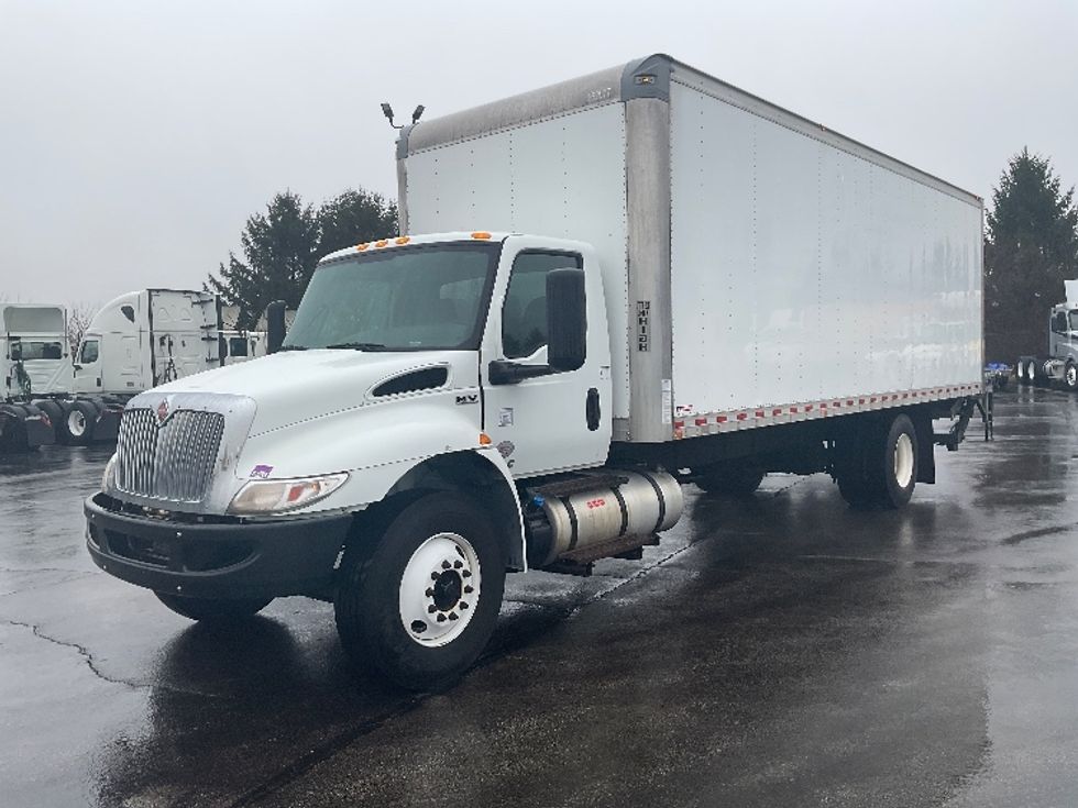 Medium Duty Box Truck-Light and Medium Duty Trucks-International-2020-MV607-Perrysburg-OH-272,233\n\t\tmiles-$ 31,750 - Image 3