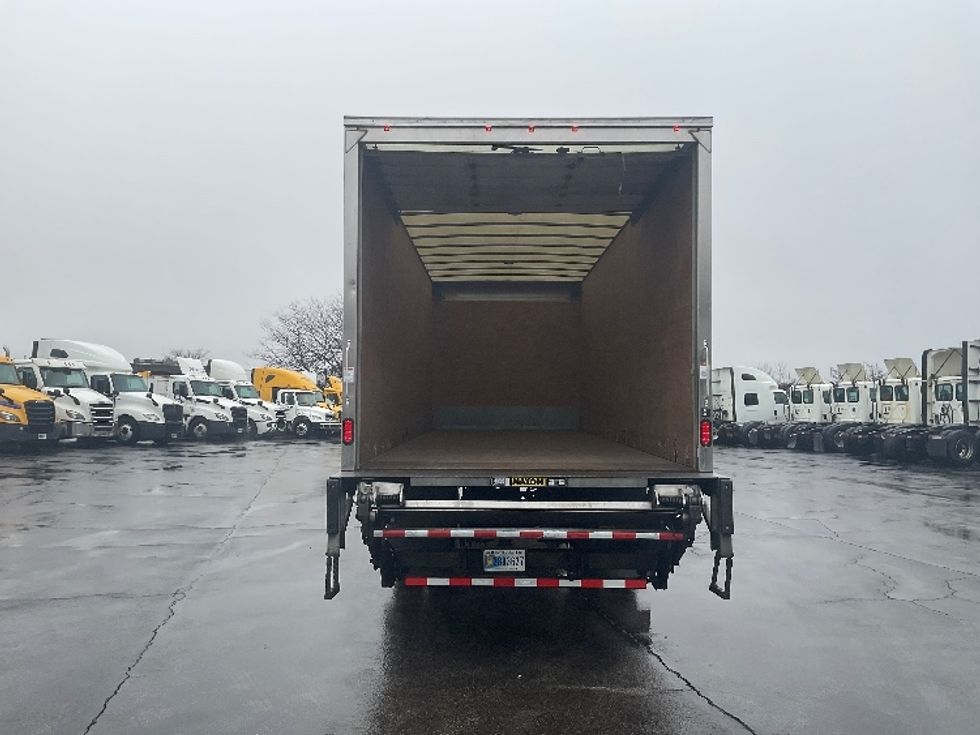 Medium Duty Box Truck-Light and Medium Duty Trucks-International-2020-MV607-Perrysburg-OH-272,233\n\t\tmiles-$ 31,750 - Image 8