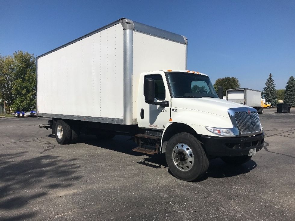 Medium Duty Box Truck-Light and Medium Duty Trucks-International-2020-MV607-Pewaukee-WI-213,392\n\t\tmiles-$ 45,000 - Image 1