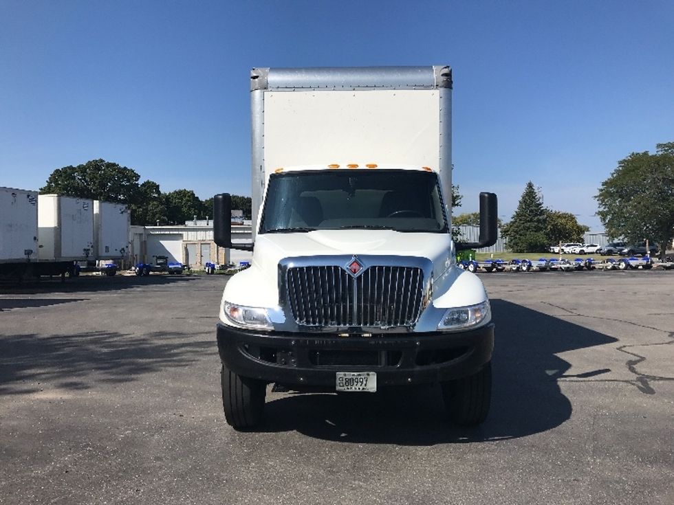 Medium Duty Box Truck-Light and Medium Duty Trucks-International-2020-MV607-Pewaukee-WI-213,392\n\t\tmiles-$ 45,000 - Image 2