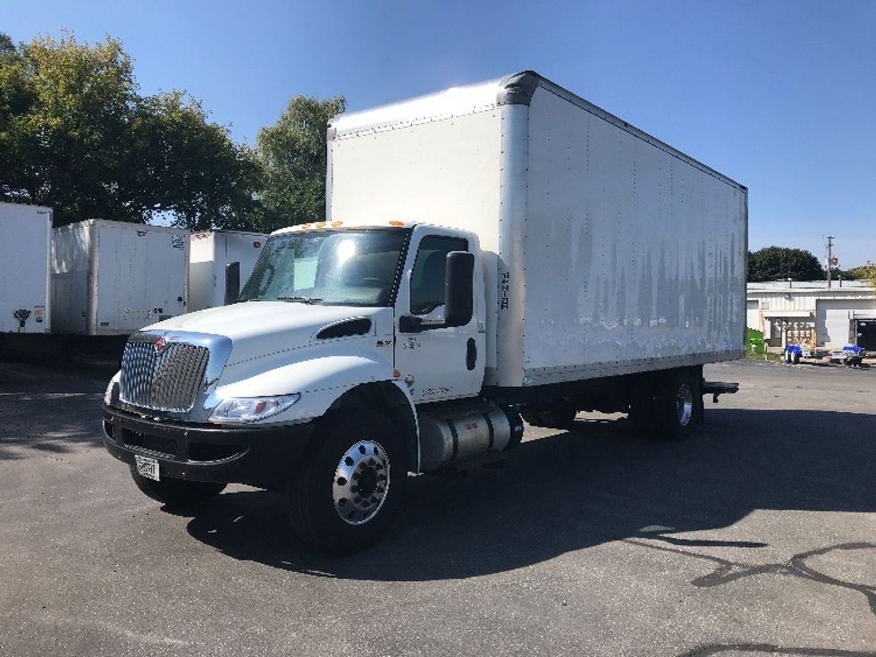 Medium Duty Box Truck-Light and Medium Duty Trucks-International-2020-MV607-Pewaukee-WI-213,392\n\t\tmiles-$ 45,000 - Image 3
