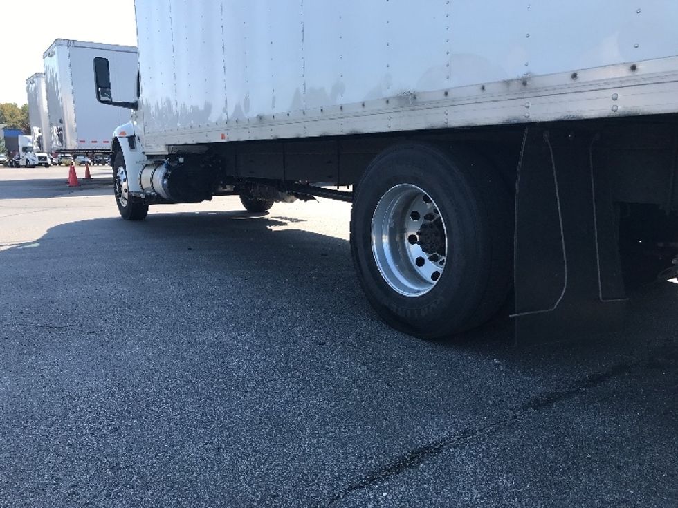 Medium Duty Box Truck-Light and Medium Duty Trucks-International-2020-MV607-Pewaukee-WI-213,392\n\t\tmiles-$ 45,000 - Image 5