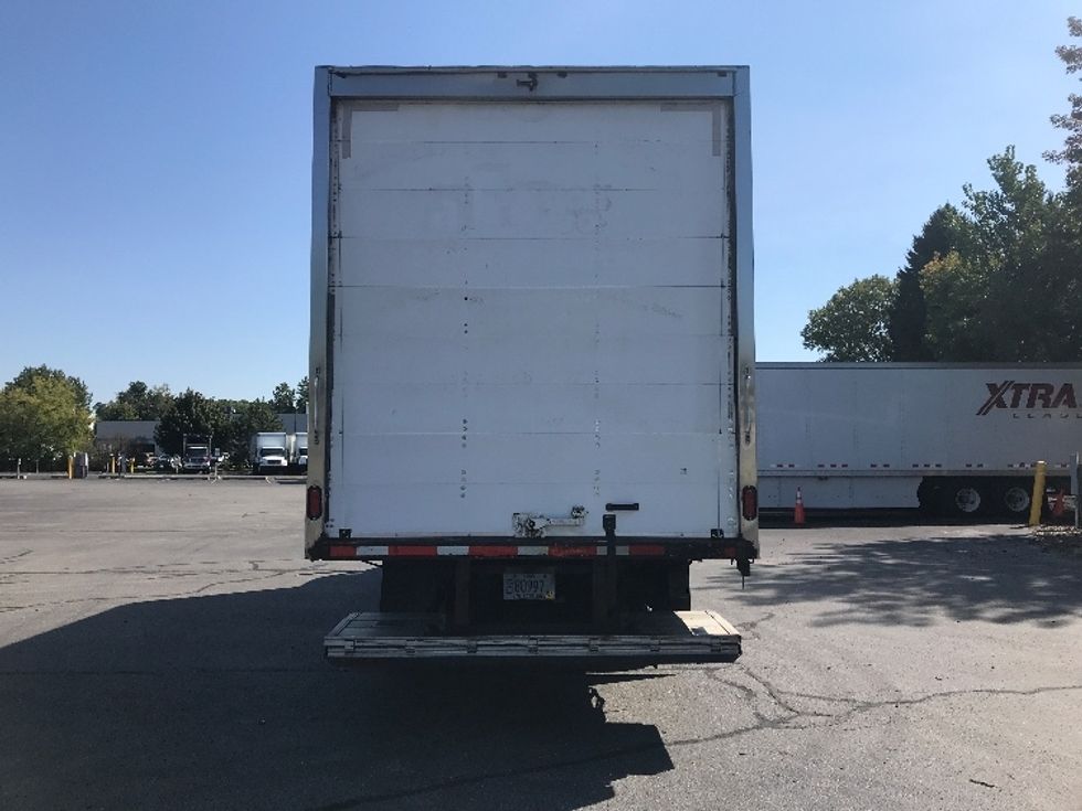 Medium Duty Box Truck-Light and Medium Duty Trucks-International-2020-MV607-Pewaukee-WI-213,392\n\t\tmiles-$ 45,000 - Image 7