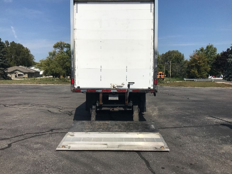Medium Duty Box Truck-Light and Medium Duty Trucks-International-2020-MV607-Pewaukee-WI-213,392\n\t\tmiles-$ 45,000 - Image 8