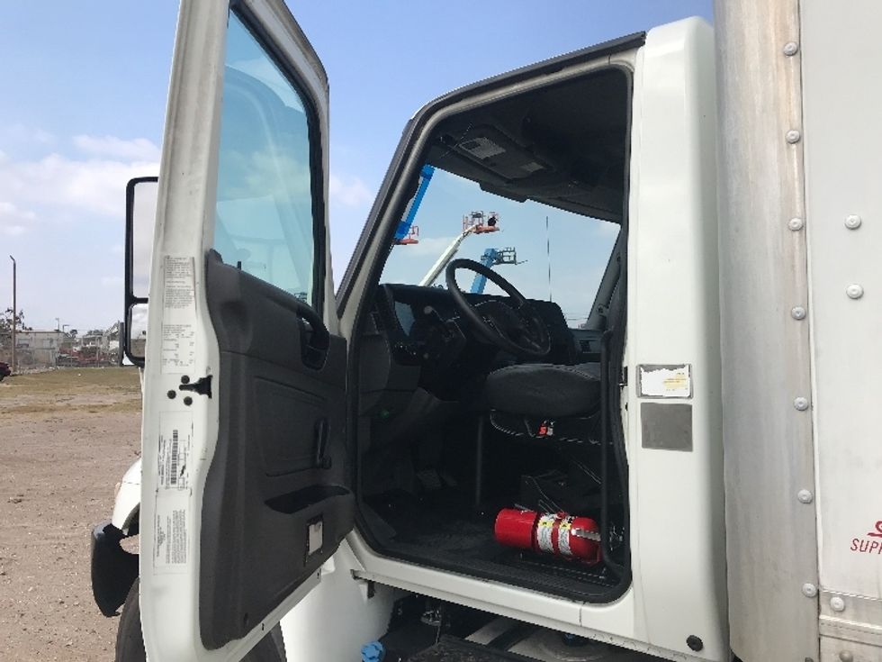 Medium Duty Box Truck-Light and Medium Duty Trucks-International-2020-MV607-Pharr-TX-274,069\n\t\tmiles-$ 34,250 - Image 16