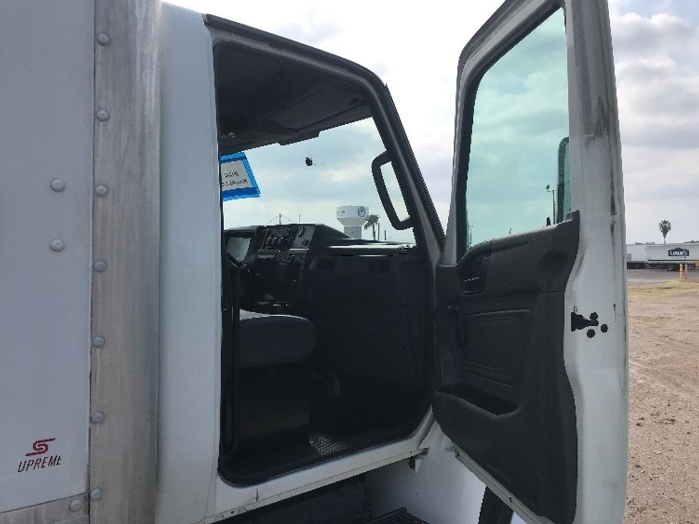 Medium Duty Box Truck-Light and Medium Duty Trucks-International-2020-MV607-Pharr-TX-274,069\n\t\tmiles-$ 34,250 - Image 20