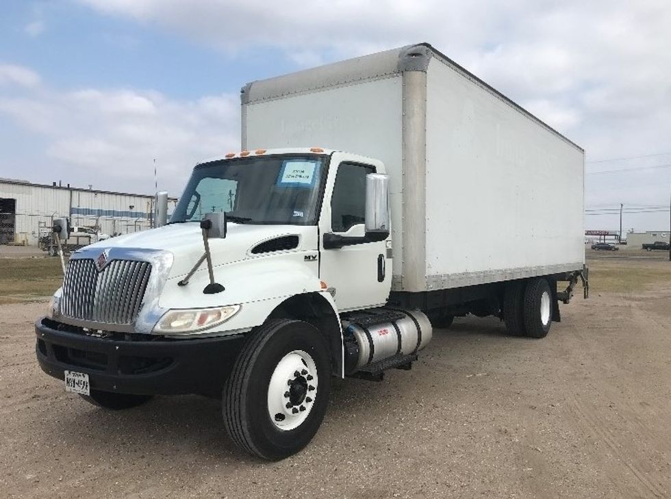Medium Duty Box Truck-Light and Medium Duty Trucks-International-2020-MV607-Pharr-TX-274,069\n\t\tmiles-$ 34,250 - Image 3