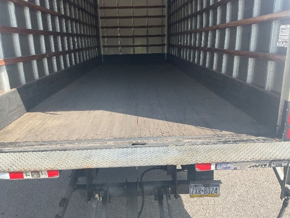 Medium Duty Box Truck-Light and Medium Duty Trucks-International-2020-MV607-Philadelphia-PA-65,413\n\t\tmiles-$ 59,750 - Image 10