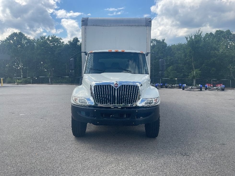 Medium Duty Box Truck-Light and Medium Duty Trucks-International-2020-MV607-Philadelphia-PA-65,413\n\t\tmiles-$ 59,750 - Image 2