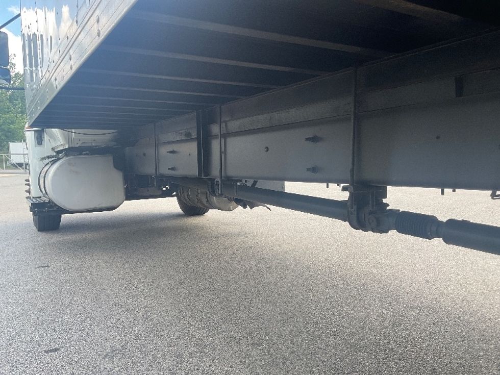 Medium Duty Box Truck-Light and Medium Duty Trucks-International-2020-MV607-Philadelphia-PA-65,413\n\t\tmiles-$ 59,750 - Image 5