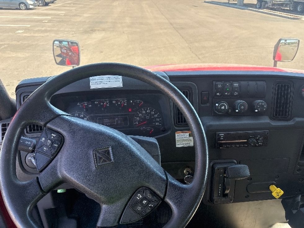 Medium Duty Box Truck-Light and Medium Duty Trucks-International-2020-MV607-Phoenix-AZ-101,710\n\t\tmiles-$ 64,500 - Image 18