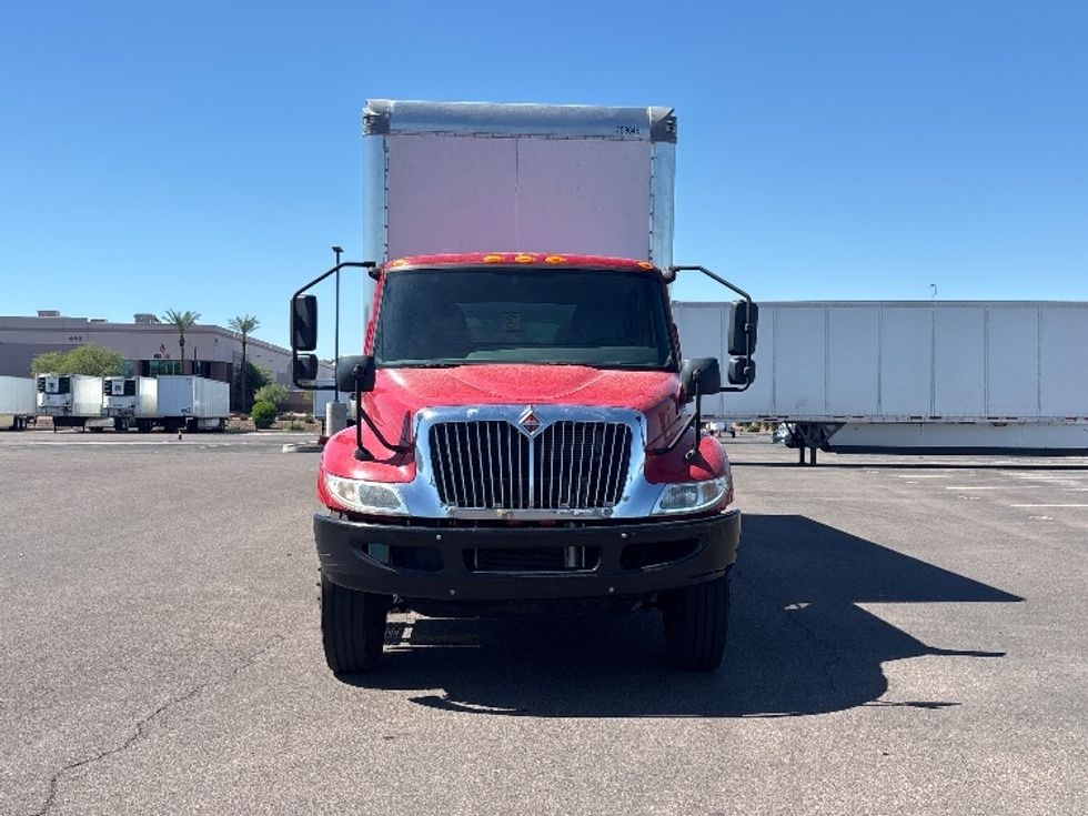 Medium Duty Box Truck-Light and Medium Duty Trucks-International-2020-MV607-Phoenix-AZ-101,710\n\t\tmiles-$ 64,500 - Image 2