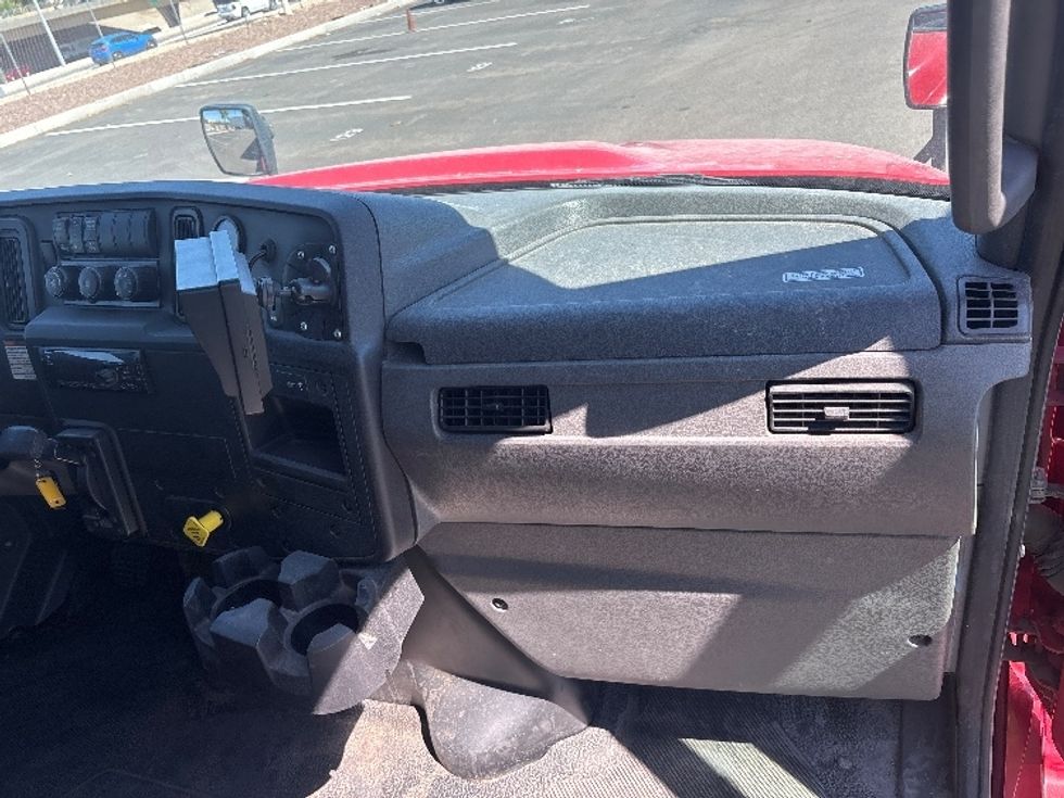 Medium Duty Box Truck-Light and Medium Duty Trucks-International-2020-MV607-Phoenix-AZ-101,710\n\t\tmiles-$ 64,500 - Image 21