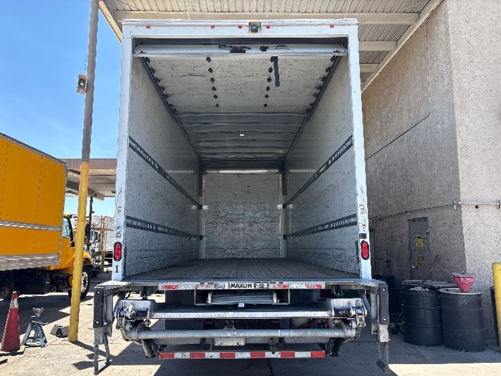 Medium Duty Box Truck-Light and Medium Duty Trucks-International-2020-MV607-Phoenix-AZ-109,456\n\t\tmiles-$ 62,500 - Image 8