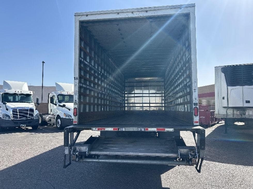 Medium Duty Box Truck-Light and Medium Duty Trucks-International-2020-MV607-Phoenix-AZ-123,613\n\t\tmiles-$ 70,500 - Image 8