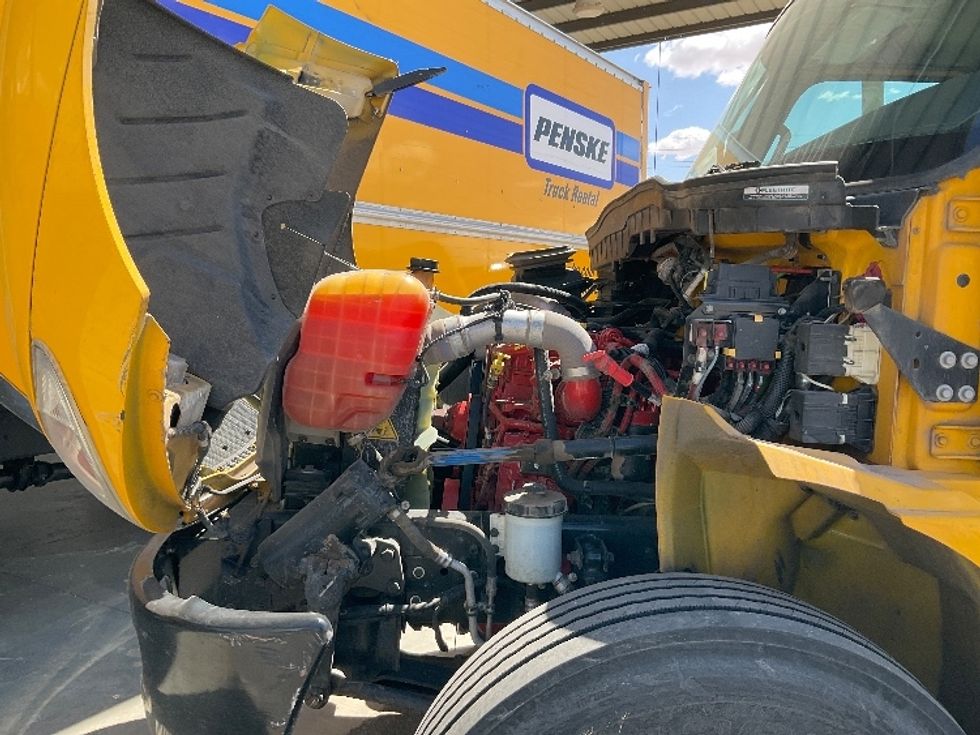 Medium Duty Box Truck-Light and Medium Duty Trucks-International-2020-MV607-Phoenix-AZ-135,160\n\t\tmiles-$ 54,000 - Image 24