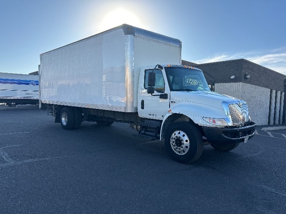 Medium Duty Box Truck-Light and Medium Duty Trucks-International-2020-MV607-Phoenix-AZ-140,326\n\t\tmiles-$ 53,750 - Image 1