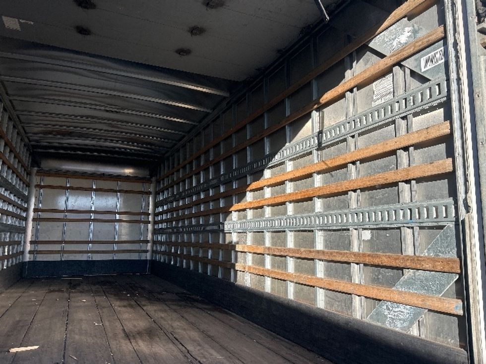 Medium Duty Box Truck-Light and Medium Duty Trucks-International-2020-MV607-Phoenix-AZ-140,326\n\t\tmiles-$ 53,750 - Image 12