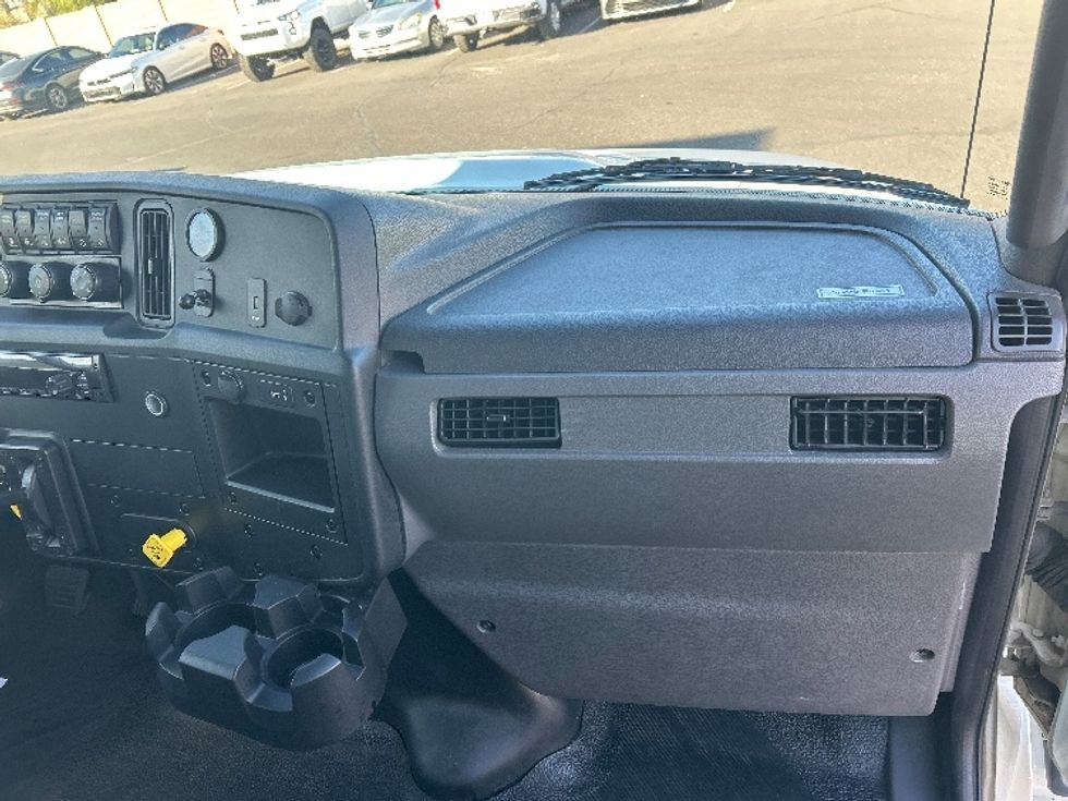 Medium Duty Box Truck-Light and Medium Duty Trucks-International-2020-MV607-Phoenix-AZ-140,326\n\t\tmiles-$ 53,750 - Image 21