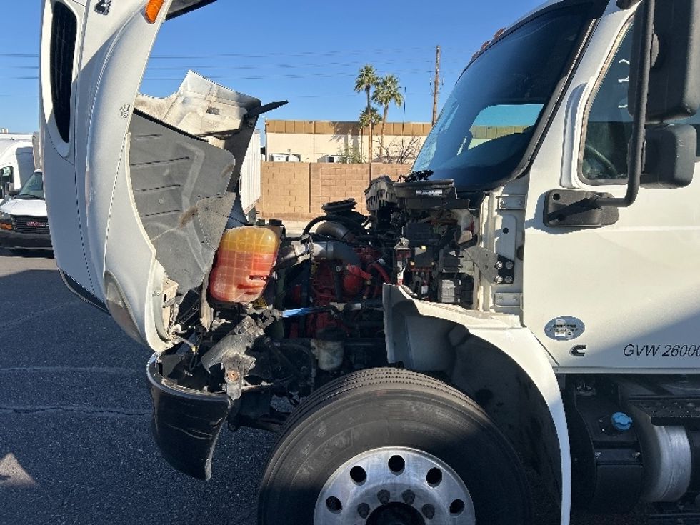 Medium Duty Box Truck-Light and Medium Duty Trucks-International-2020-MV607-Phoenix-AZ-140,326\n\t\tmiles-$ 53,750 - Image 24