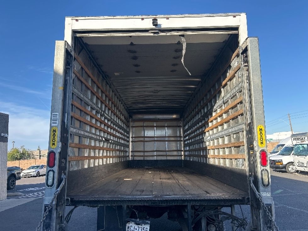 Medium Duty Box Truck-Light and Medium Duty Trucks-International-2020-MV607-Phoenix-AZ-140,326\n\t\tmiles-$ 53,750 - Image 8