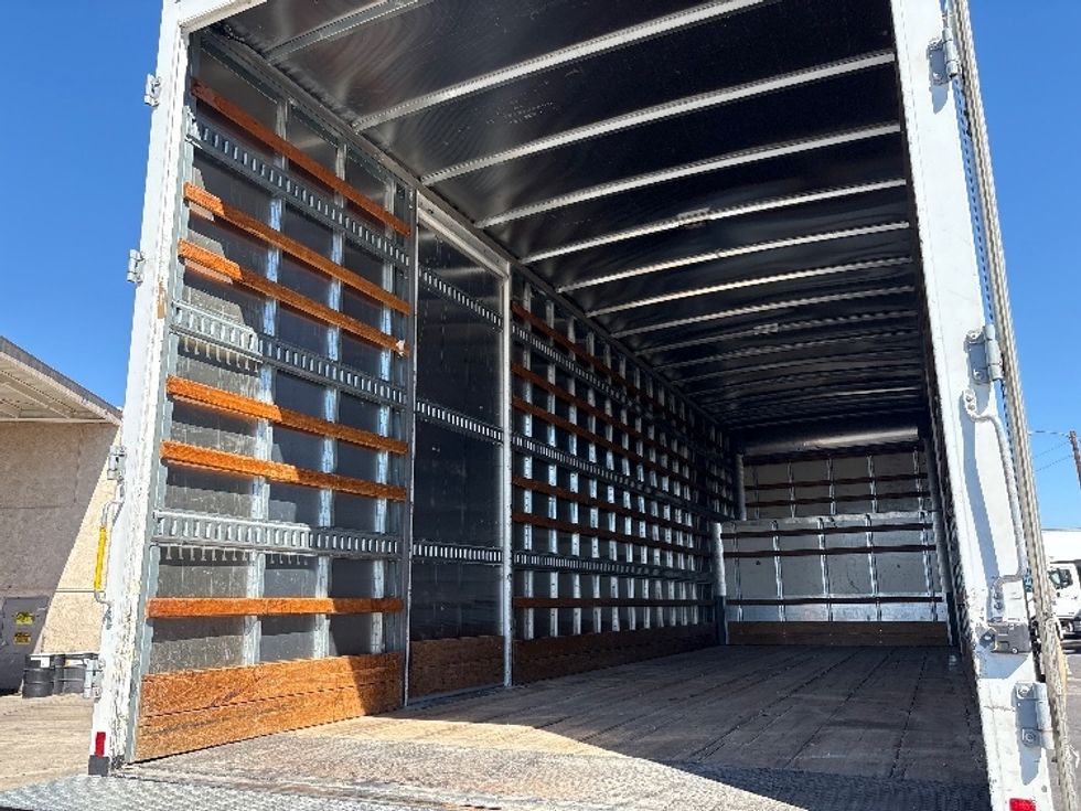 Medium Duty Box Truck-Light and Medium Duty Trucks-International-2020-MV607-Phoenix-AZ-173,107\n\t\tmiles-$ 51,500 - Image 11