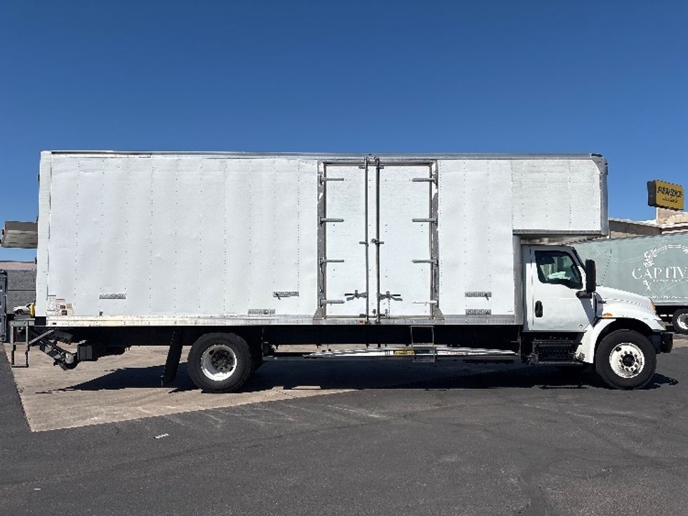 Medium Duty Box Truck-Light and Medium Duty Trucks-International-2020-MV607-Phoenix-AZ-173,107\n\t\tmiles-$ 51,500 - Image 15