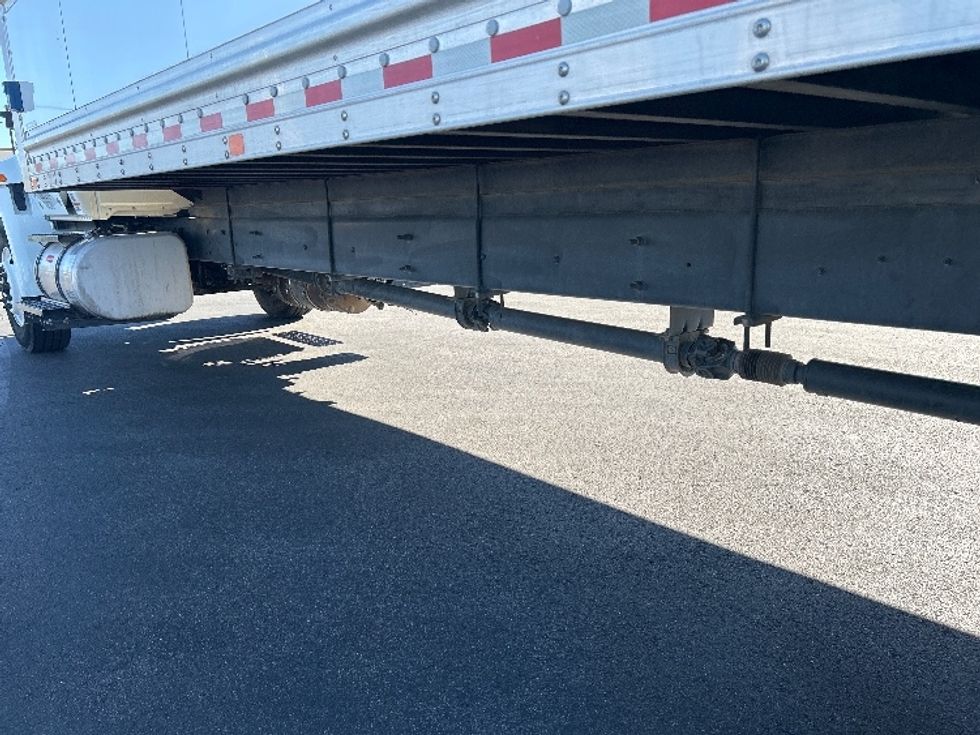 Medium Duty Box Truck-Light and Medium Duty Trucks-International-2020-MV607-Phoenix-AZ-185,040\n\t\tmiles-$ 45,000 - Image 5