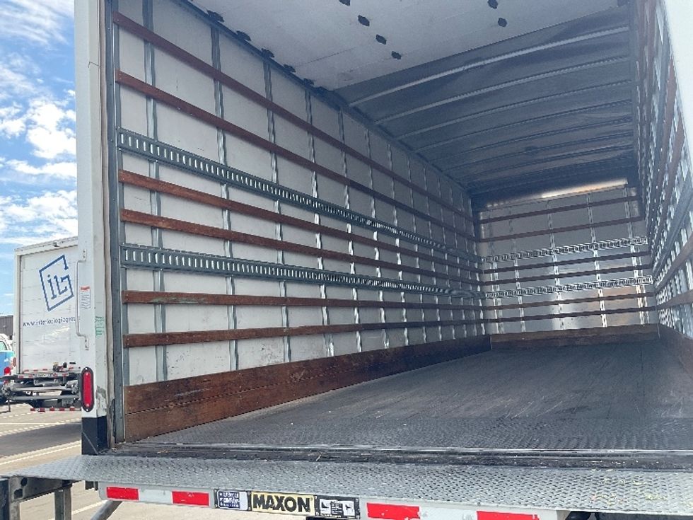 Medium Duty Box Truck-Light and Medium Duty Trucks-International-2020-MV607-Phoenix-AZ-54,051\n\t\tmiles-$ 67,500 - Image 11