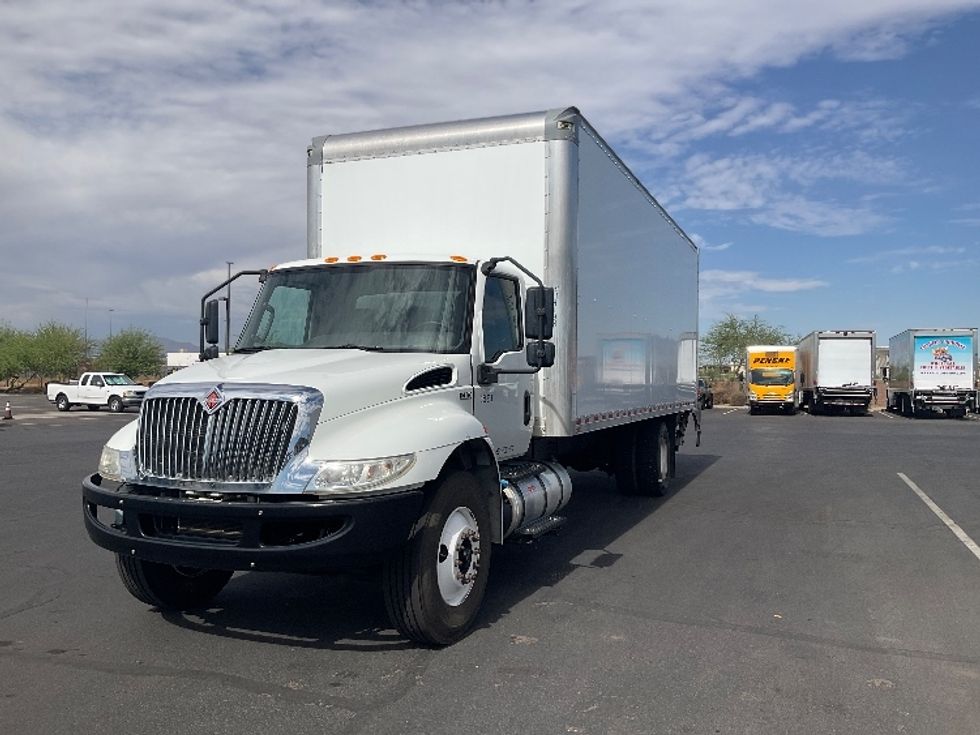 Medium Duty Box Truck-Light and Medium Duty Trucks-International-2020-MV607-Phoenix-AZ-54,051\n\t\tmiles-$ 67,500 - Image 3