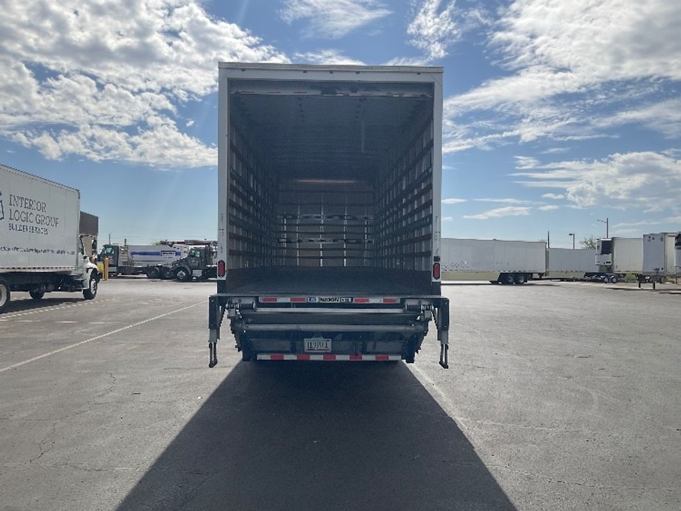 Medium Duty Box Truck-Light and Medium Duty Trucks-International-2020-MV607-Phoenix-AZ-54,051\n\t\tmiles-$ 67,500 - Image 8