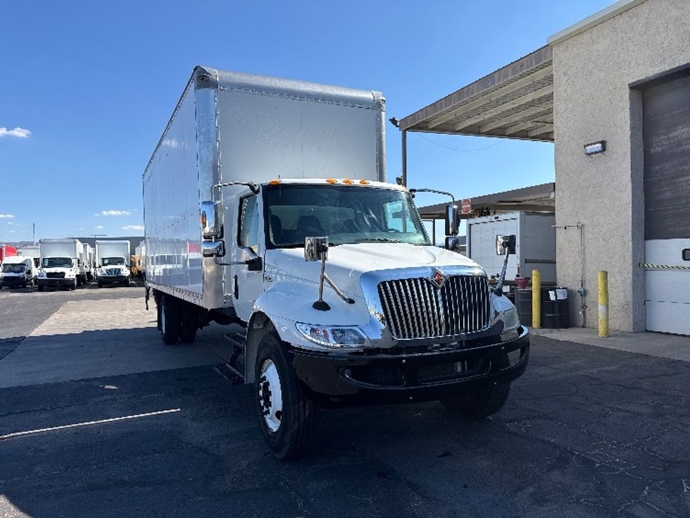 Medium Duty Box Truck-Light and Medium Duty Trucks-International-2020-MV607-Phoenix-AZ-62,630\n\t\tmiles-$ 61,750 - Image 1