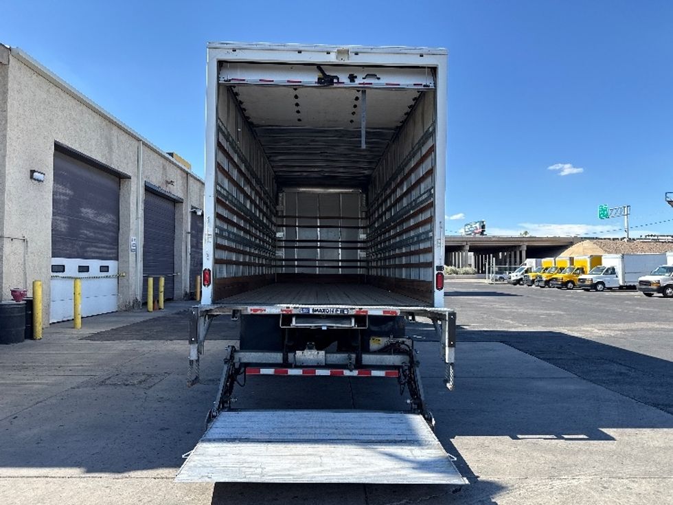 Medium Duty Box Truck-Light and Medium Duty Trucks-International-2020-MV607-Phoenix-AZ-62,630\n\t\tmiles-$ 61,750 - Image 9
