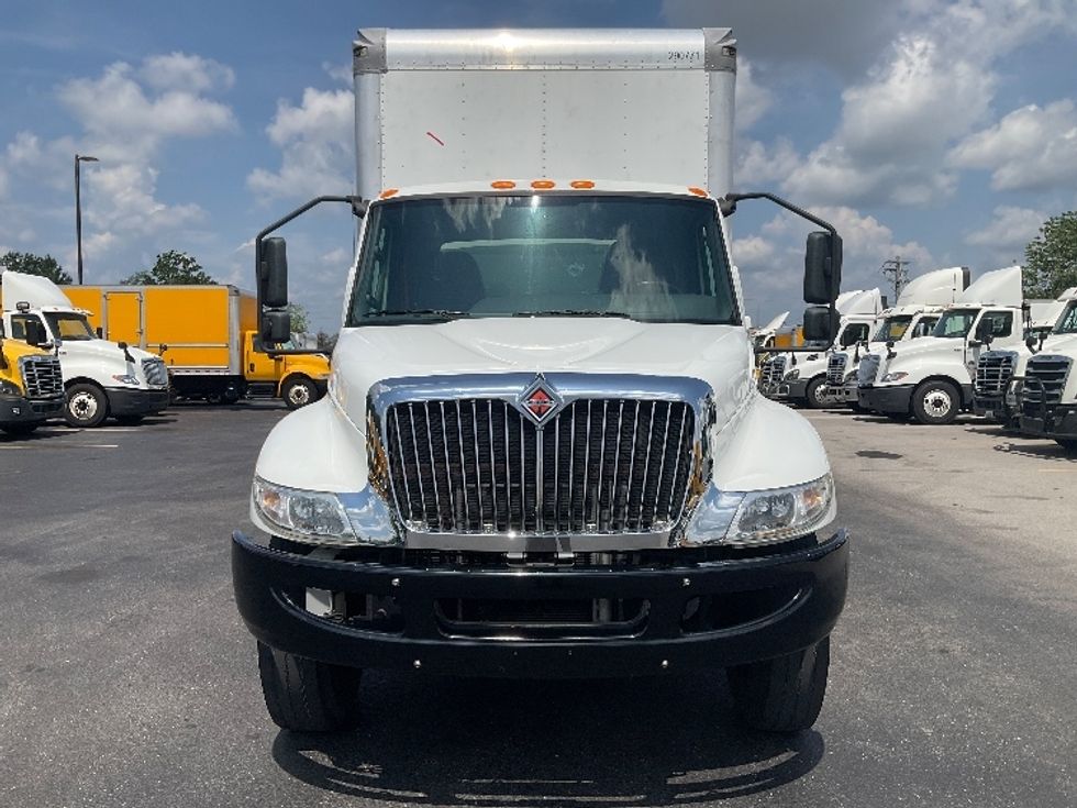 Medium Duty Box Truck-Light and Medium Duty Trucks-International-2020-MV607-Piqua-OH-162,576\n\t\tmiles-$ 53,500 - Image 2