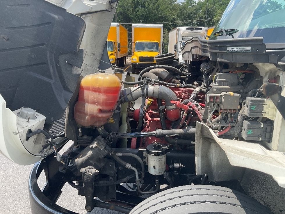 Medium Duty Box Truck-Light and Medium Duty Trucks-International-2020-MV607-Piqua-OH-162,576\n\t\tmiles-$ 53,500 - Image 22