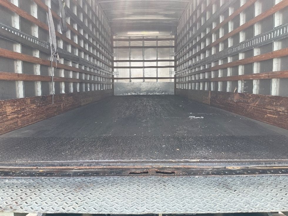 Medium Duty Box Truck-Light and Medium Duty Trucks-International-2020-MV607-Piqua-OH-162,576\n\t\tmiles-$ 53,500 - Image 9