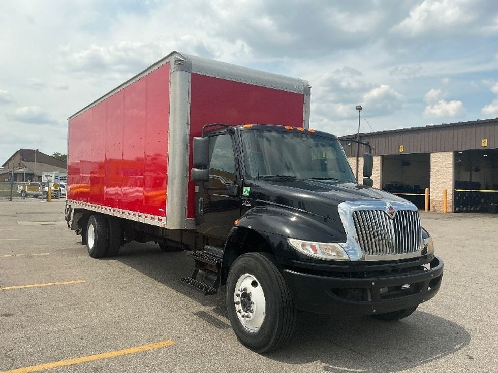 Medium Duty Box Truck-Light and Medium Duty Trucks-International-2020-MV607-Piqua-OH-350,457\n\t\tmiles-$ 21,000 - Image 1