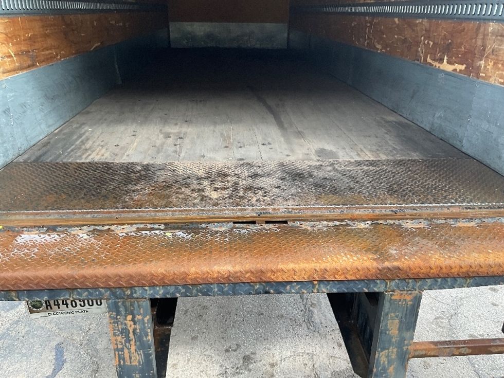 Medium Duty Box Truck-Light and Medium Duty Trucks-International-2020-MV607-Piqua-OH-7,741\n\t\tmiles-$ 68,000 - Image 10