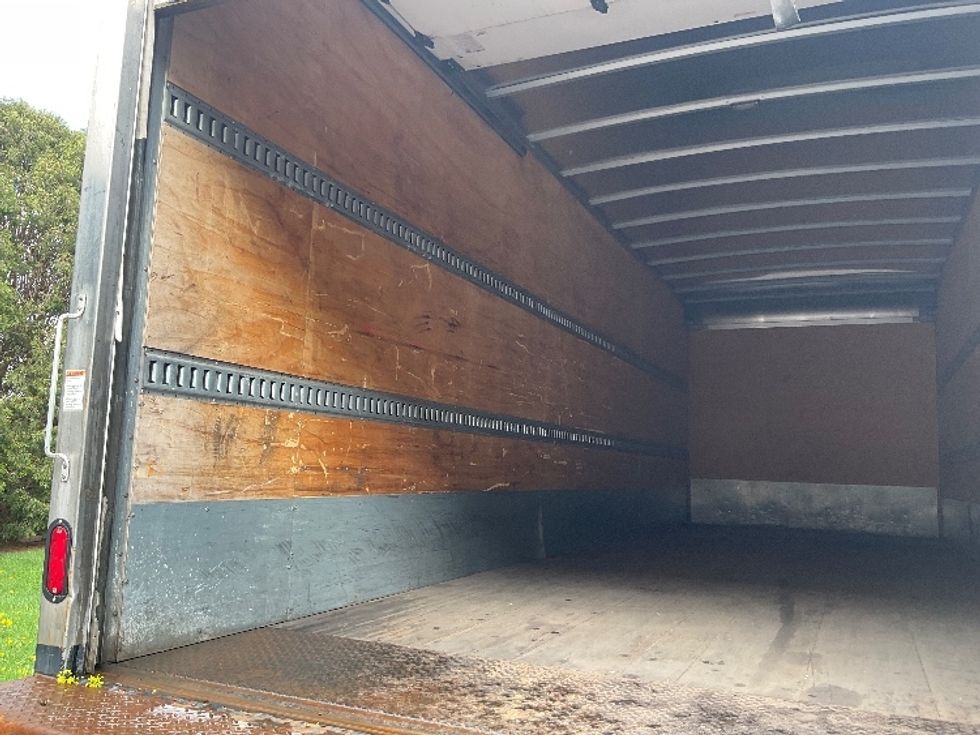 Medium Duty Box Truck-Light and Medium Duty Trucks-International-2020-MV607-Piqua-OH-7,741\n\t\tmiles-$ 68,000 - Image 11