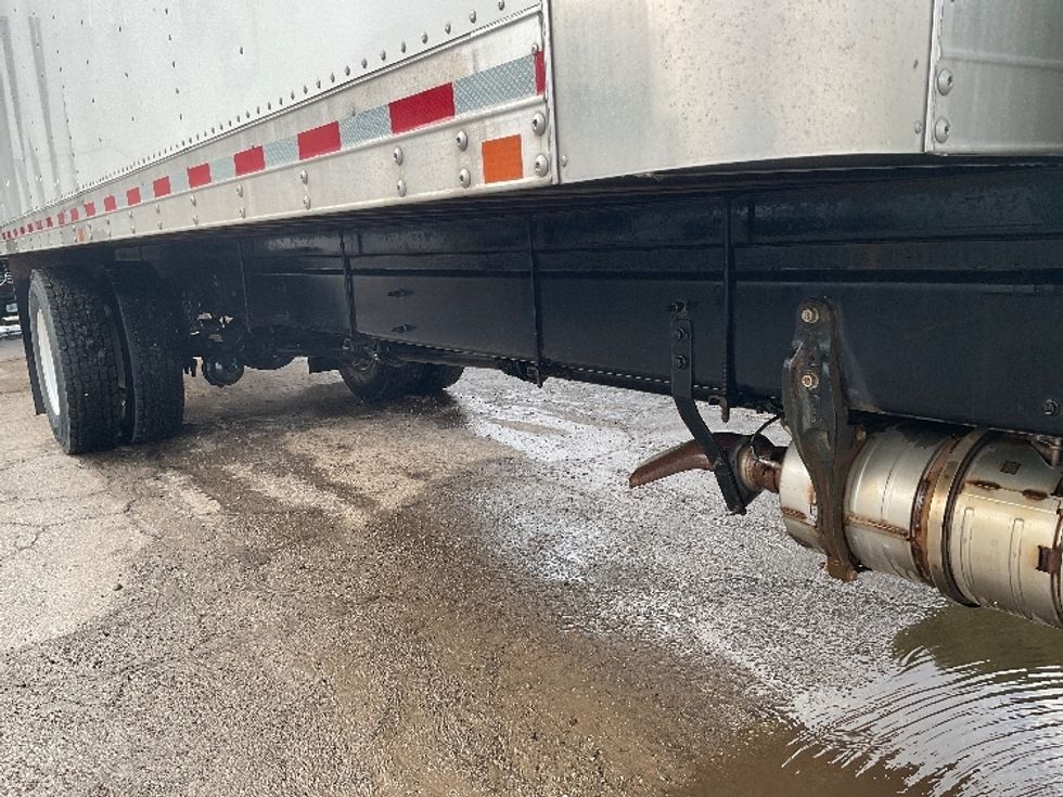 Medium Duty Box Truck-Light and Medium Duty Trucks-International-2020-MV607-Piqua-OH-7,741\n\t\tmiles-$ 68,000 - Image 15