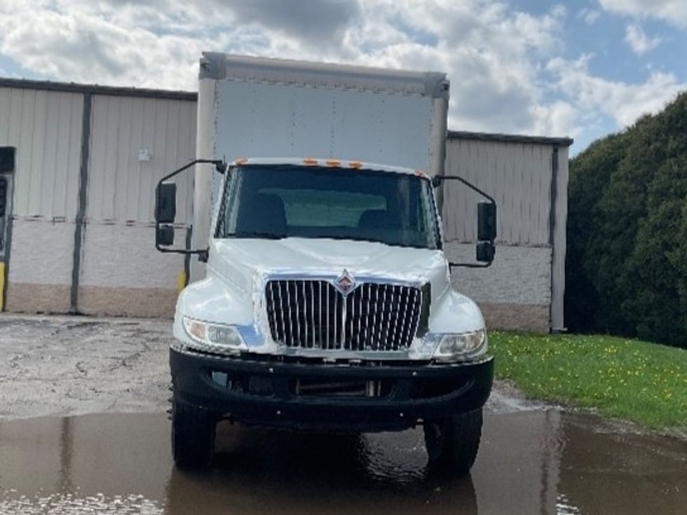 Medium Duty Box Truck-Light and Medium Duty Trucks-International-2020-MV607-Piqua-OH-7,741\n\t\tmiles-$ 68,000 - Image 2
