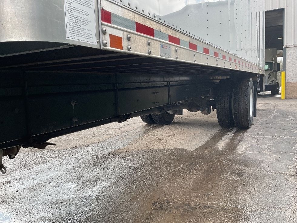 Medium Duty Box Truck-Light and Medium Duty Trucks-International-2020-MV607-Piqua-OH-7,741\n\t\tmiles-$ 68,000 - Image 5