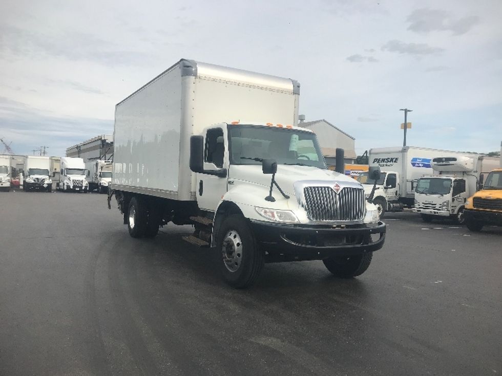 Medium Duty Box Truck-Light and Medium Duty Trucks-International-2020-MV607-Pittsburgh-PA-146,663\n\t\tmiles-$ 45,000 - Image 1