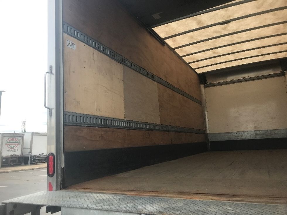Medium Duty Box Truck-Light and Medium Duty Trucks-International-2020-MV607-Pittsburgh-PA-146,663\n\t\tmiles-$ 45,000 - Image 11