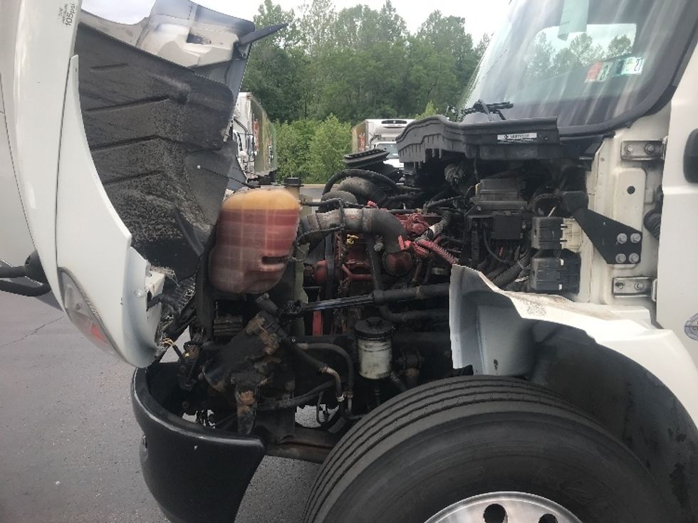 Medium Duty Box Truck-Light and Medium Duty Trucks-International-2020-MV607-Pittsburgh-PA-146,663\n\t\tmiles-$ 45,000 - Image 23
