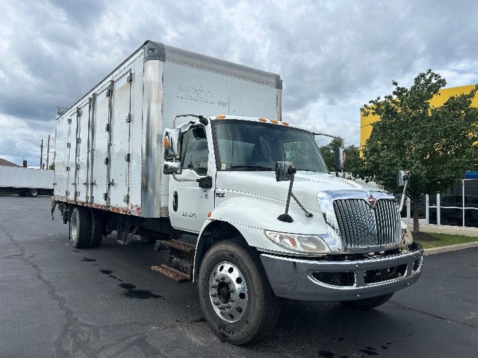 Medium Duty Box Truck-Light and Medium Duty Trucks-International-2020-MV607-Pittsburgh-PA-301,778\n\t\tmiles-$ 35,500 - Image 1