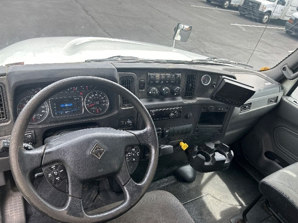 Medium Duty Box Truck-Light and Medium Duty Trucks-International-2020-MV607-Pittsburgh-PA-301,778\n\t\tmiles-$ 35,500 - Image 18